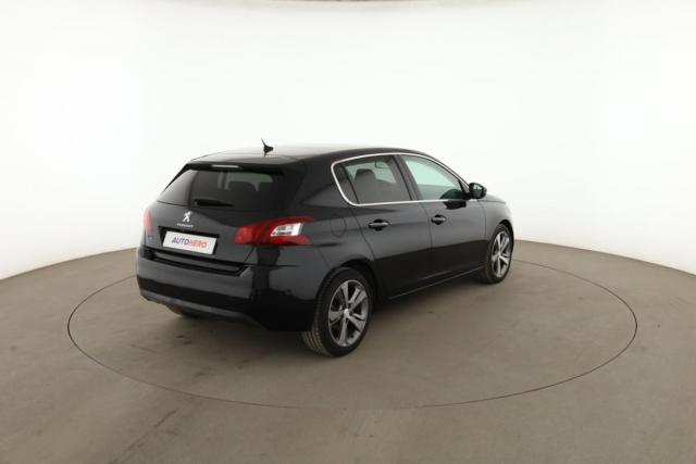 Peugeot 308 image 7