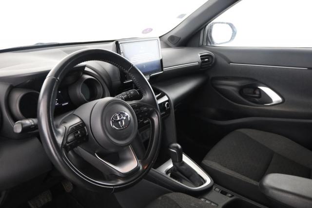 Toyota Yaris Cross image 9