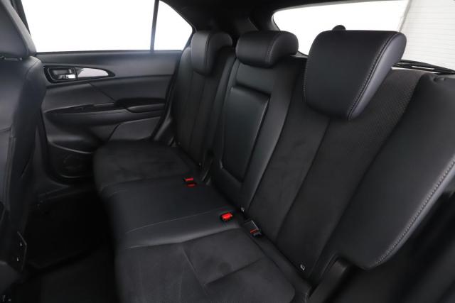 Mitsubishi Eclipse Cross image 8