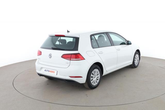 Volkswagen Golf image 1