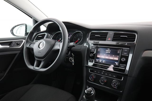 Volkswagen Golf image 8