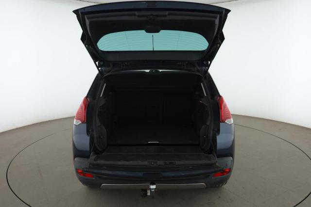 Peugeot 3008 image 1