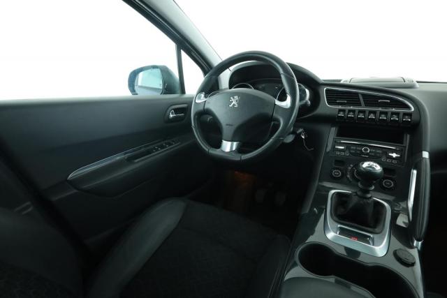 Peugeot 3008 image 2