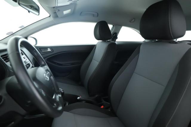 Hyundai Coupé image 8