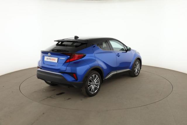 Toyota C-Hr image 9