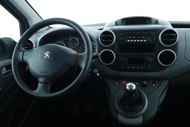 Peugeot Partner Tepee image 1