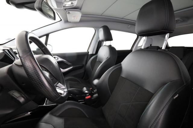 Peugeot 2008 image 4