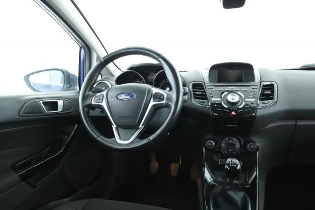 Ford Fiesta image 9