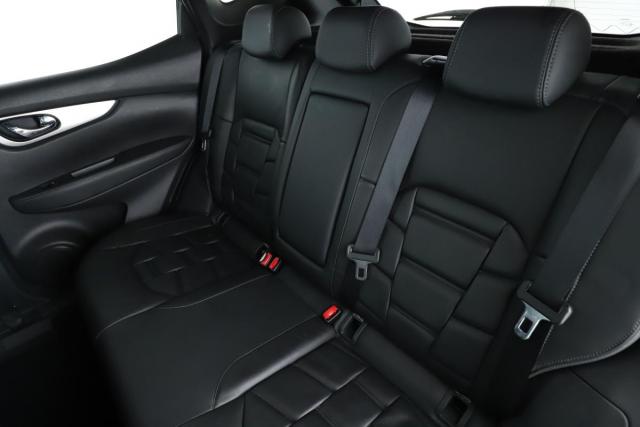 Nissan Qashqai image 1