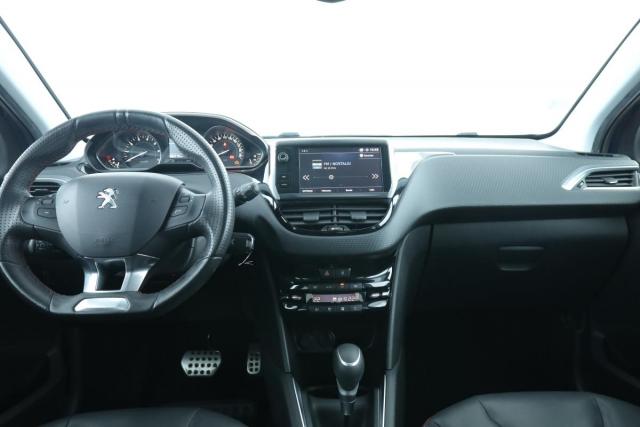 Peugeot 208 image 4