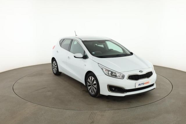 Kia Cee'D image 1