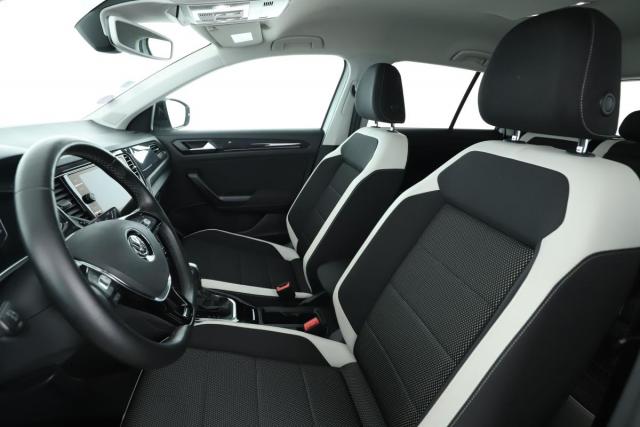 Volkswagen T-Roc image 7