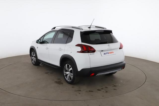 Peugeot 2008 image 3