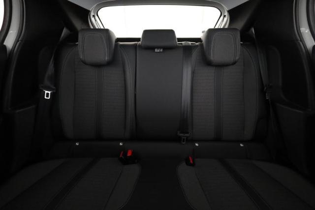 Peugeot 208 image 3