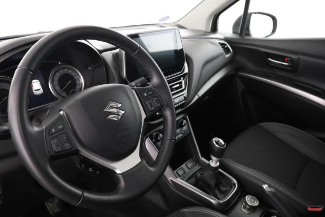 Suzuki S-Cross image 7