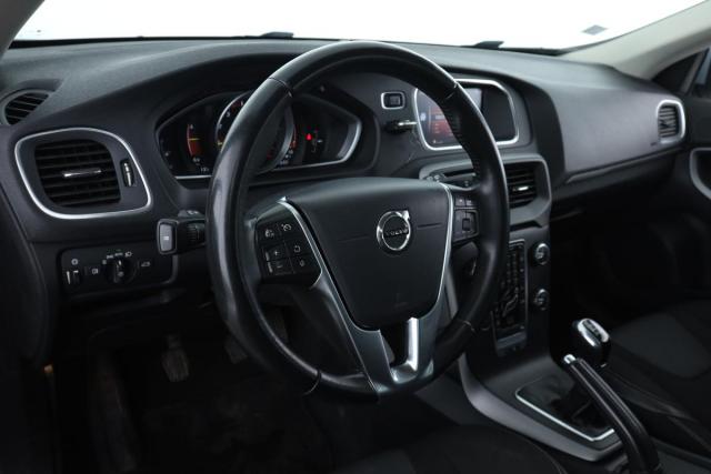 Volvo V40 image 6