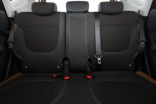 Renault Captur image 9