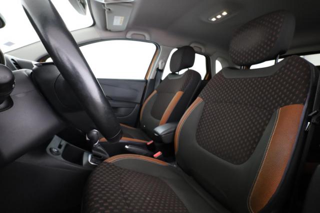 Renault Captur image 8