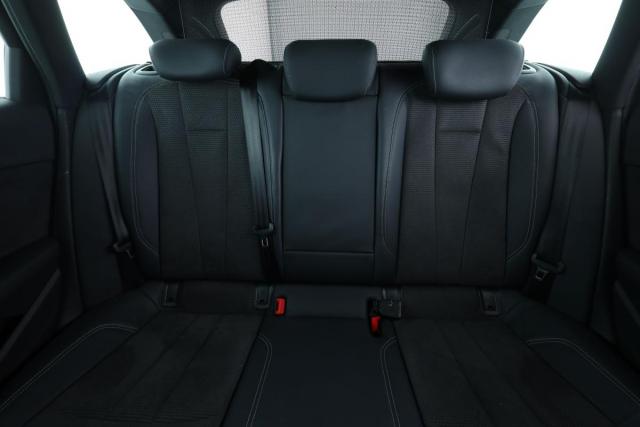 Audi A4 Avant image 2