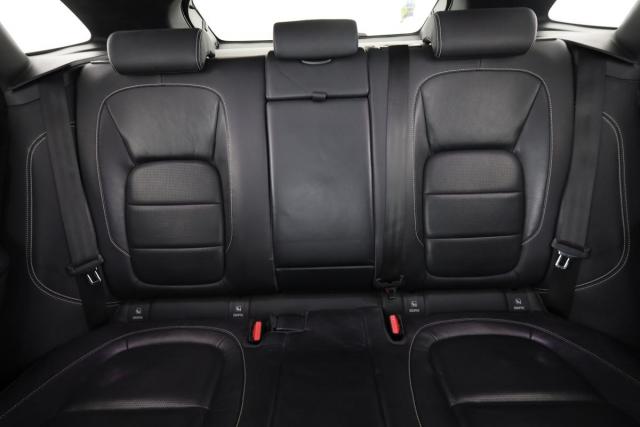 Jaguar F-Pace image 2