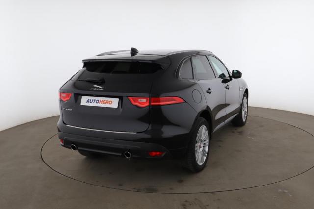 Jaguar F-Pace image 9