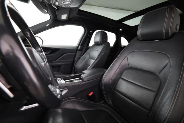 Jaguar F-Pace image 4