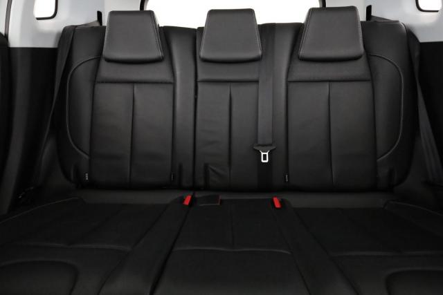 Peugeot 2008 image 2