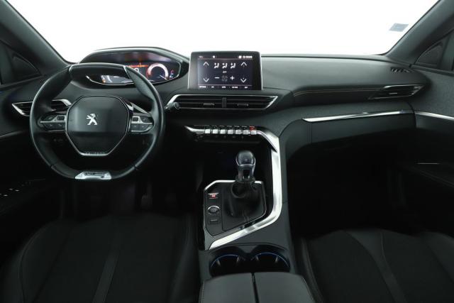 Peugeot 3008 image 8
