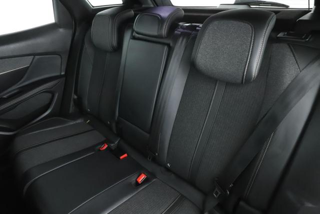 Peugeot 3008 image 1