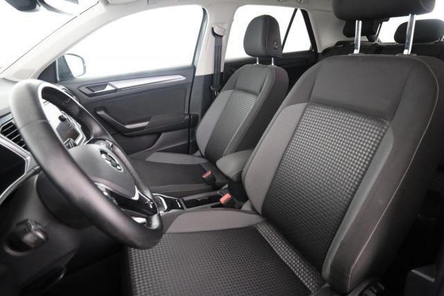 Volkswagen T-Roc image 3