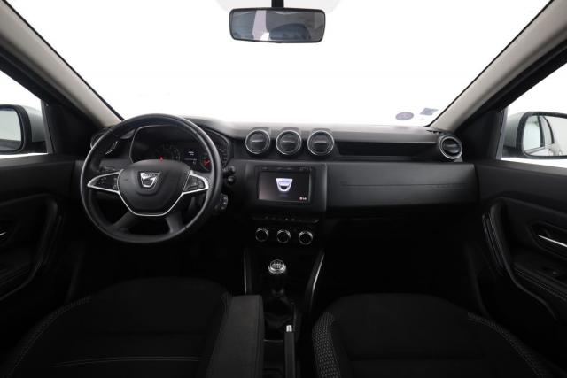 Dacia Duster image 1