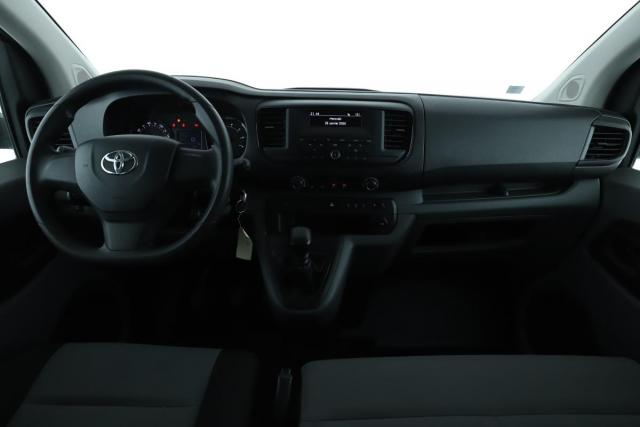 Toyota Proace Verso image 1