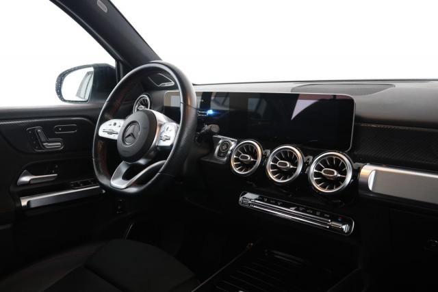 Mercedes Benz Glb image 1