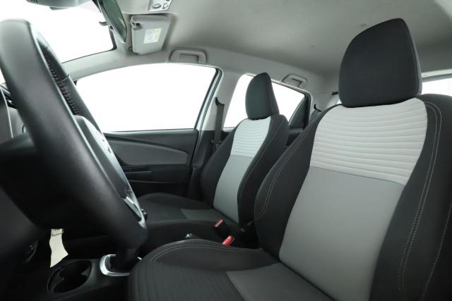 Toyota Yaris image 3