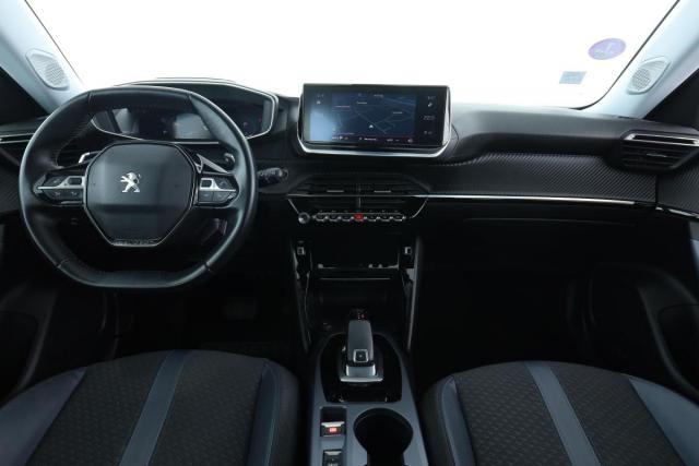 Peugeot 2008 image 2
