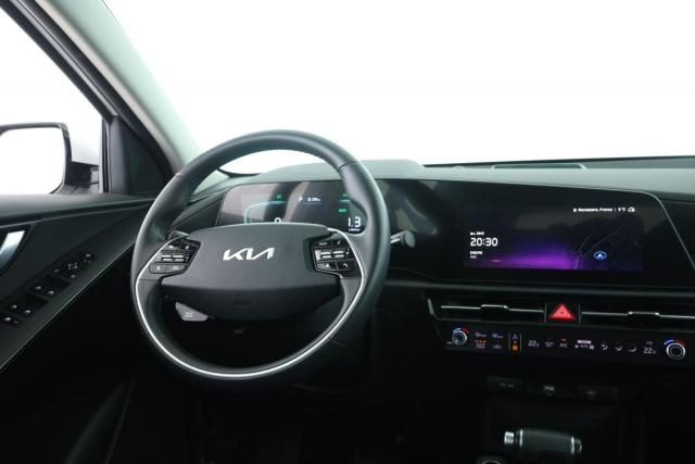 Kia Niro image 5
