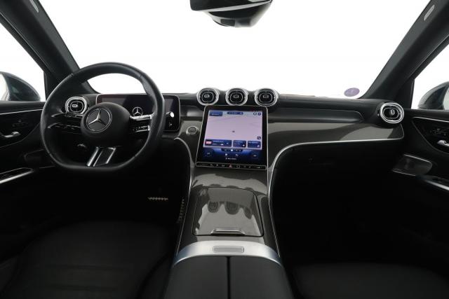 Mercedes Benz Glc image 9