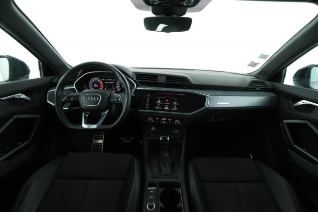 Audi Q3 image 1