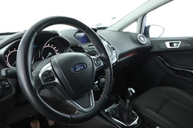 Ford Fiesta image 7
