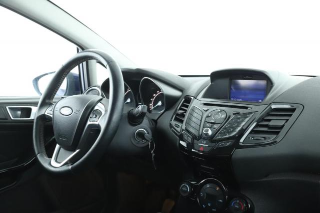 Ford Fiesta image 2