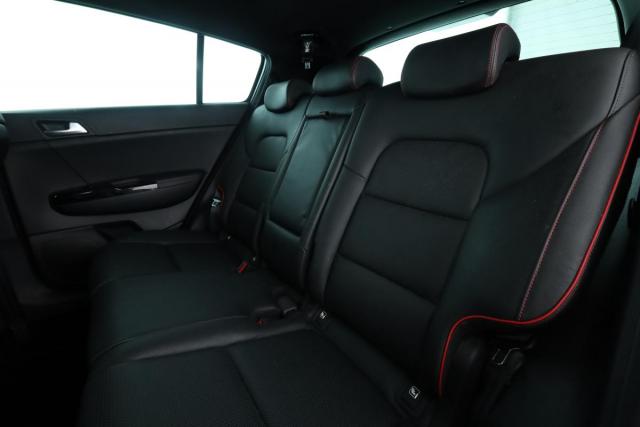 Kia Sportage image 2