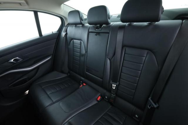 Bmw Série 3 image 4