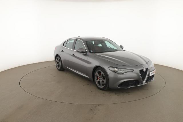 Alfa Romeo Giulia image 4
