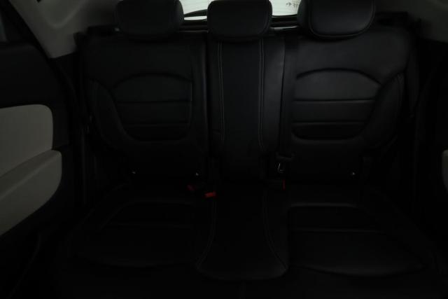 Renault Captur image 8