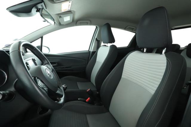 Toyota Yaris image 9