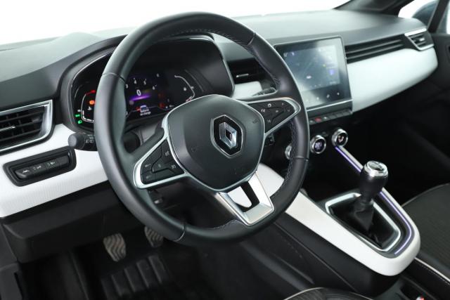 Renault Clio image 9