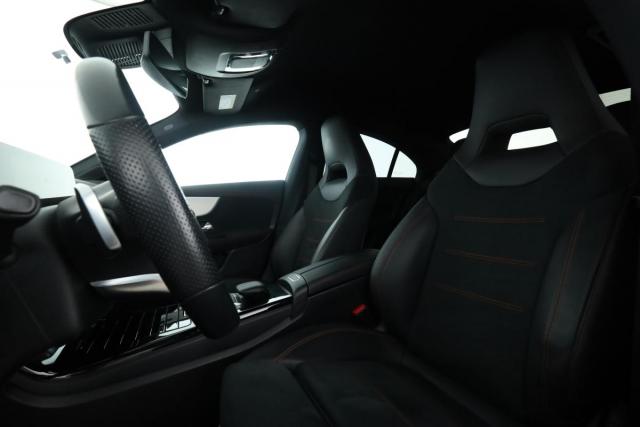 Mercedes Benz Cla image 5