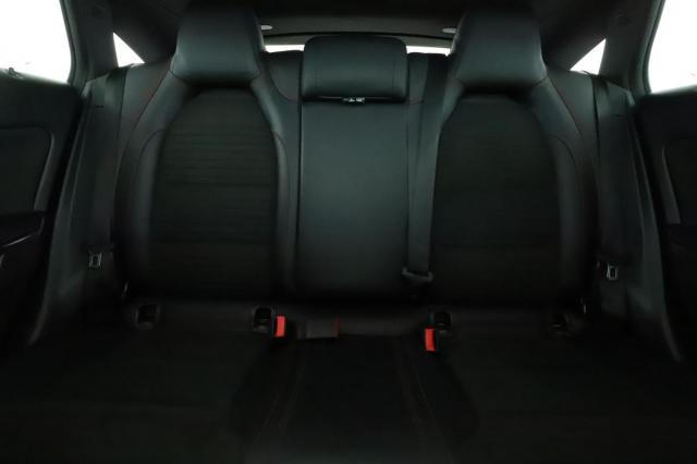 Mercedes Benz Cla Shooting Brake image 6