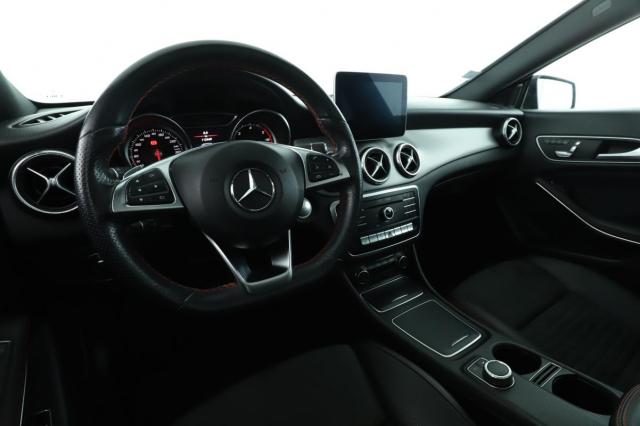 Mercedes Benz Cla Shooting Brake image 7