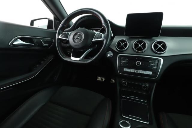 Mercedes Benz Cla Shooting Brake image 4